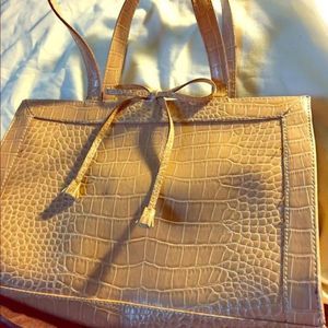 Beige Liz Claiborne handbag